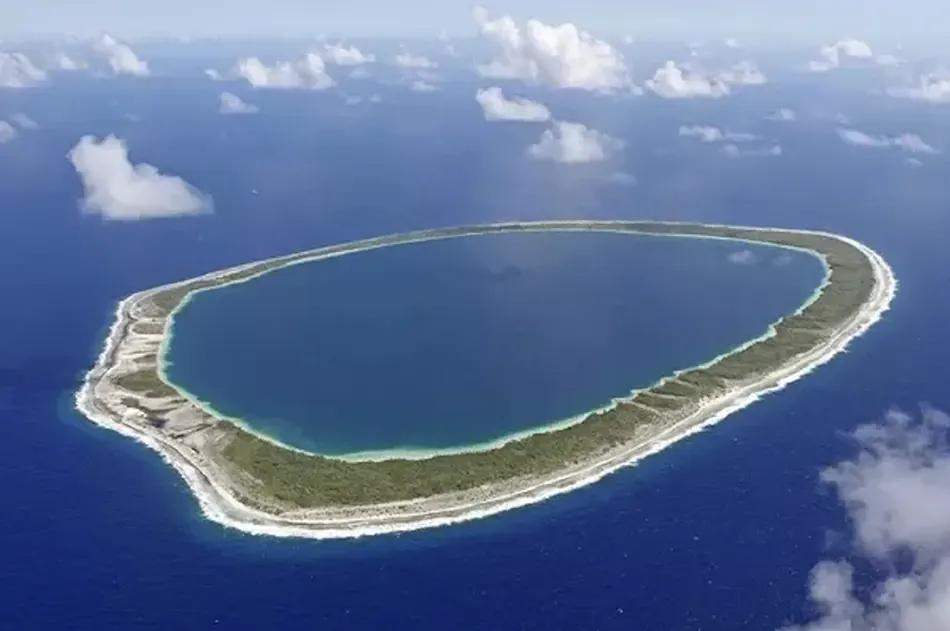 Atolls: Rings of Life
