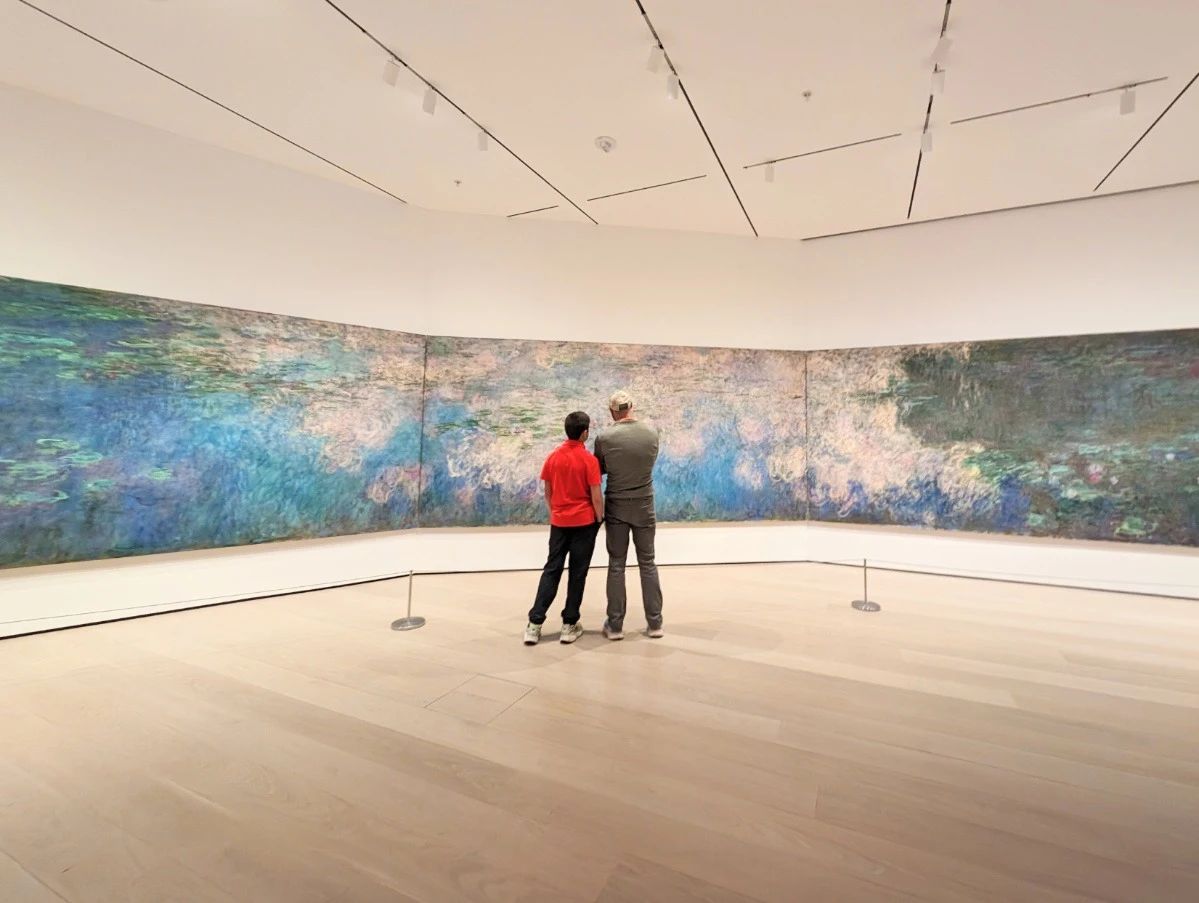 MoMA (Museum of Modern Art)